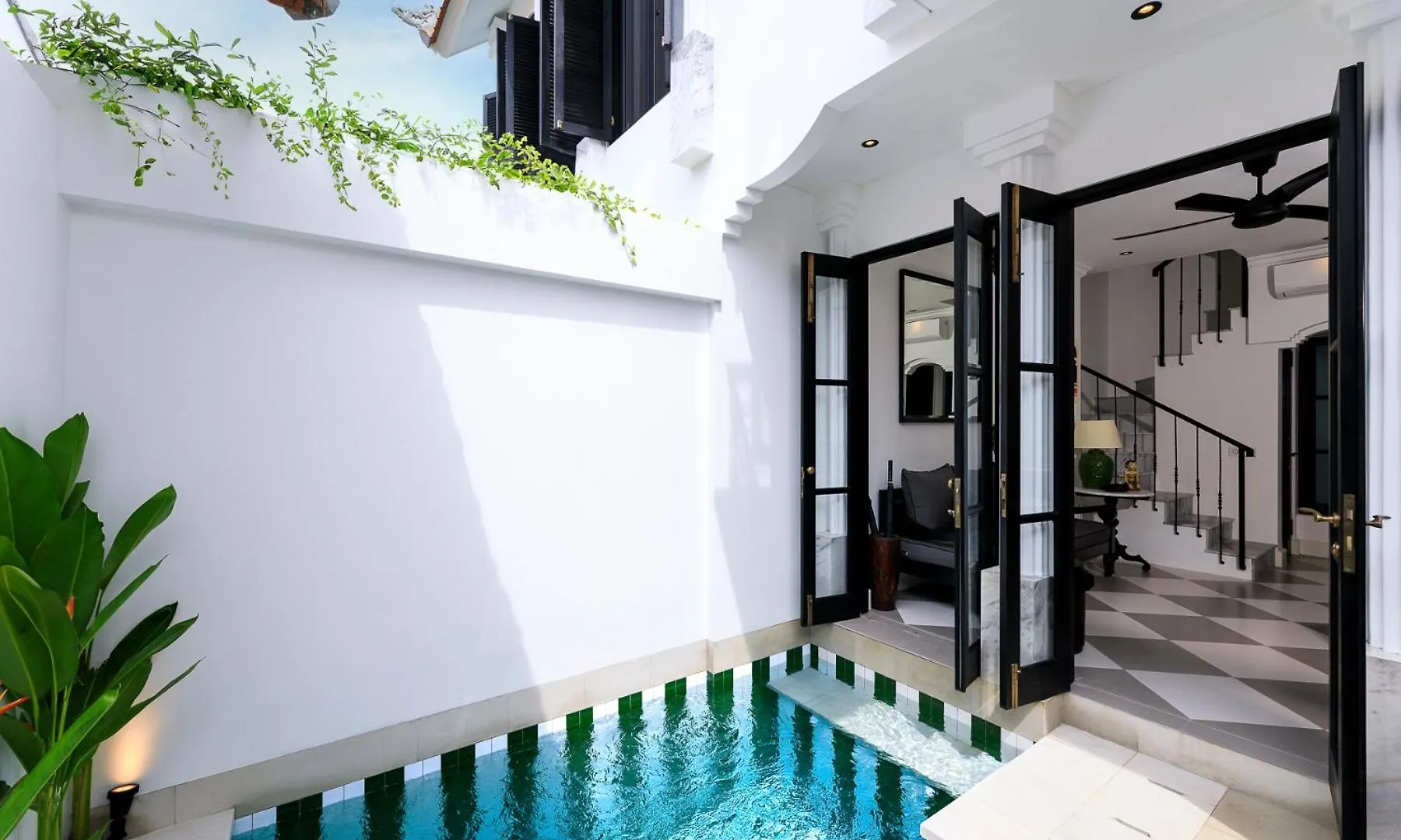 Martini Beachside Villa 7 Canggu